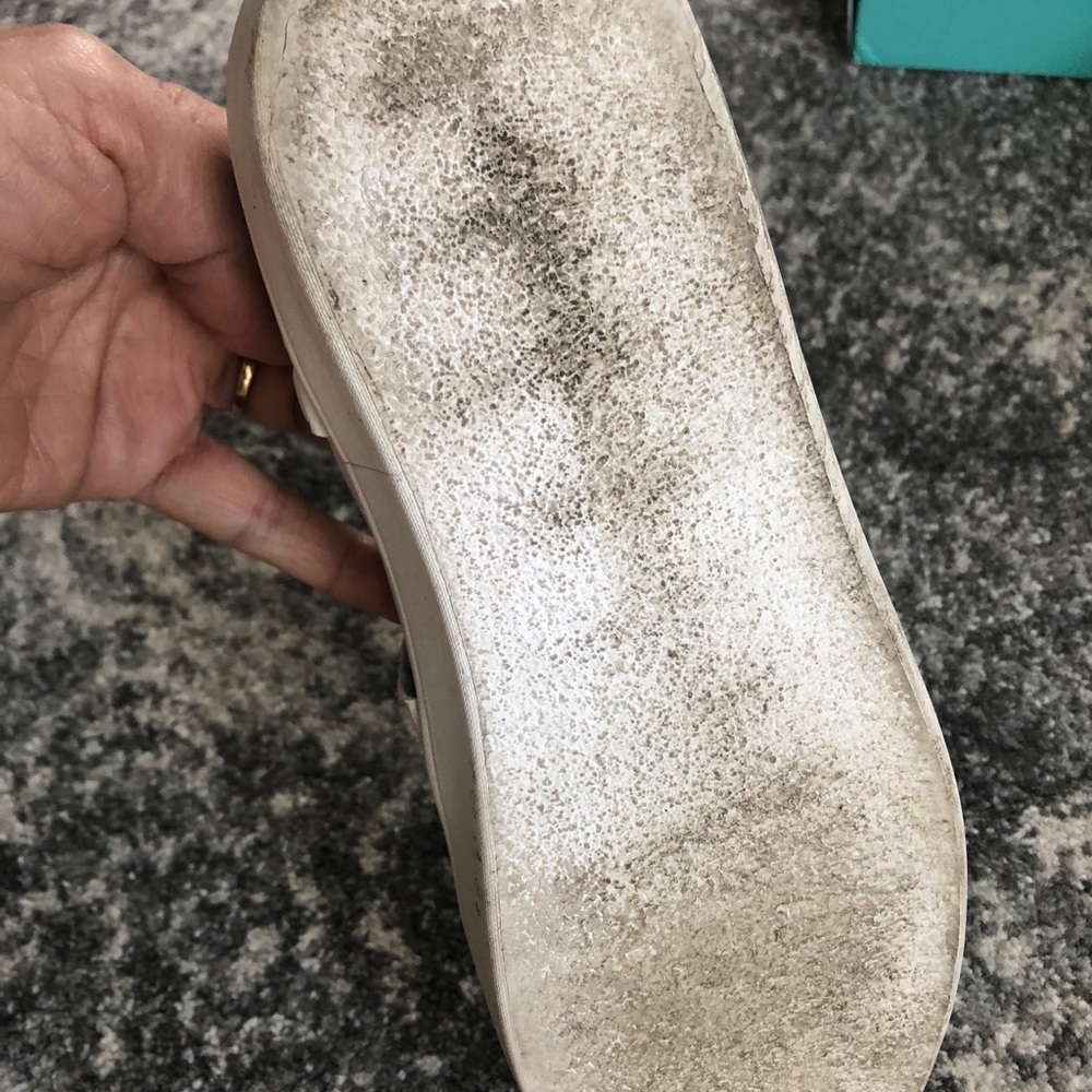 Kate Spade white leather ruffle slide in sneakers - Picture 6 of 7